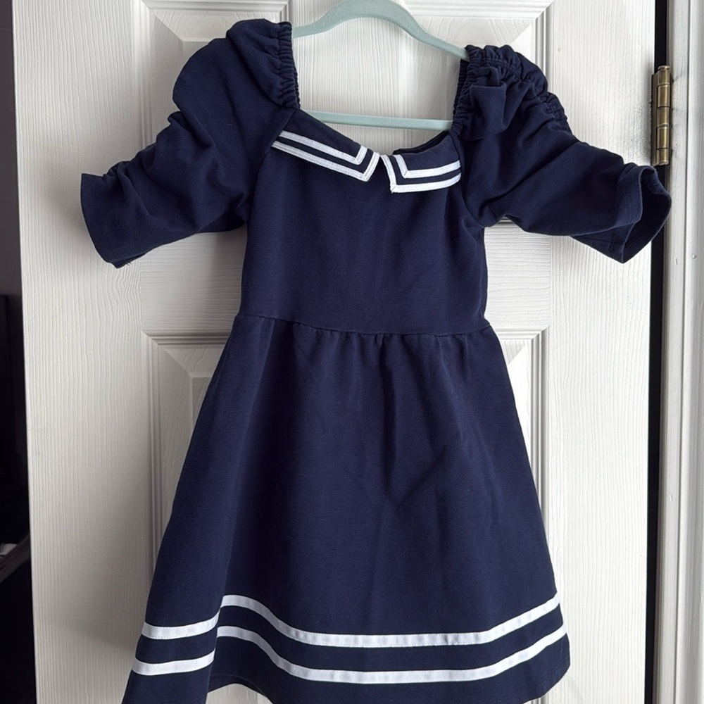 Janie and Jack dress 🍎